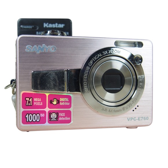 Sanyo VPC-E760 7.1MP Digital Camera Pink Bundle w/Charger + Battery Tested EUC - Picture 1 of 10